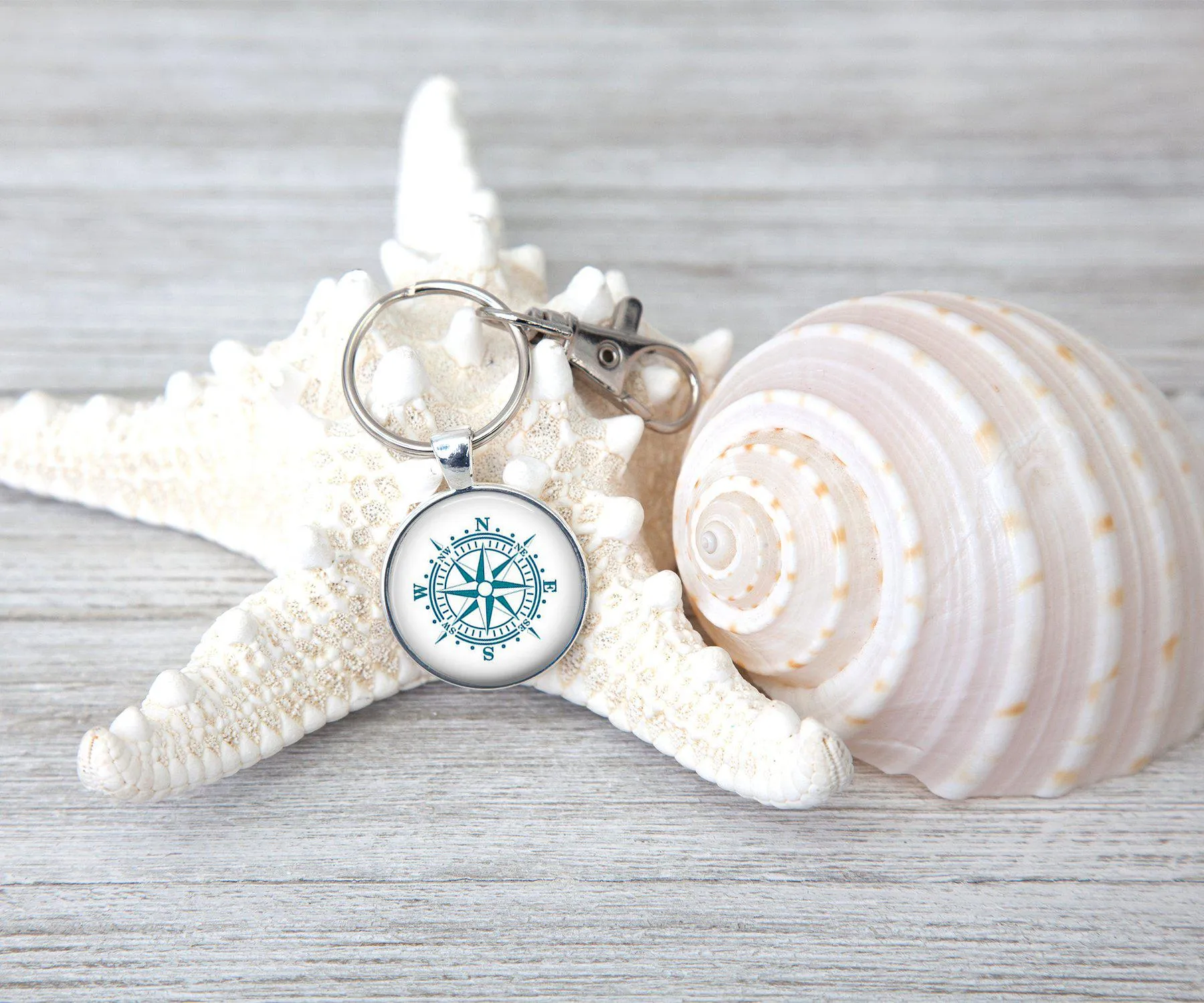 Nautical Rose Keychain | Beach Keychain