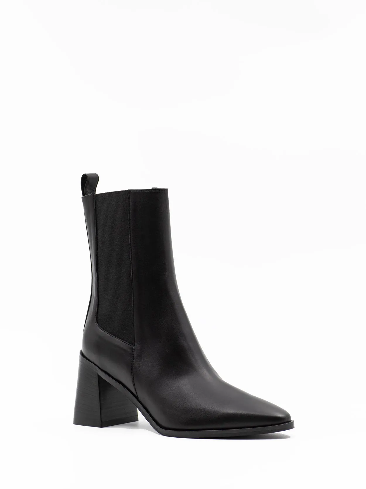 The block heel Chelsea boots in black leather