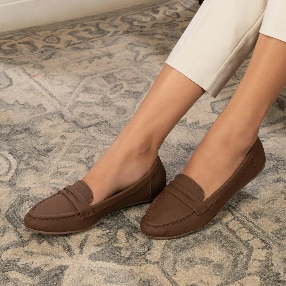 Tresmode Snappy Brown Women's Casual Loafers